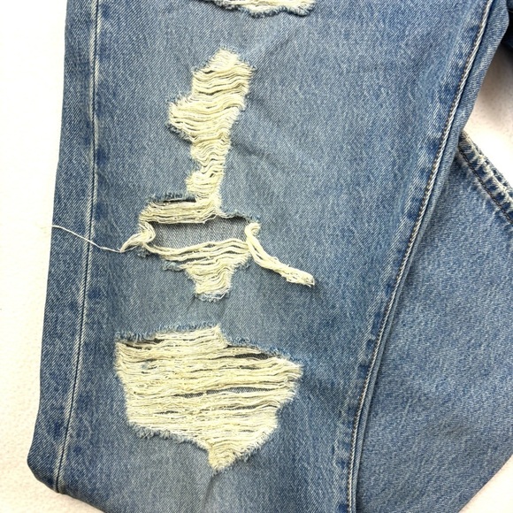 Levis 501 Button Fly Med Wash Distressed Whiskered Straight Leg Jean Size 36/32 - Picture 7 of 15